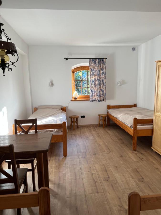 Spokojny Zaulek Ulinia Extérieur photo